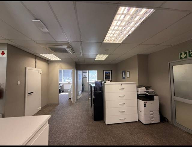 807.60M² OFFICE TO LET IN TYGER VALLEY